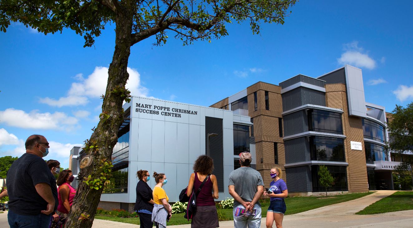 Campus Tour in Front of Laurentide Hall