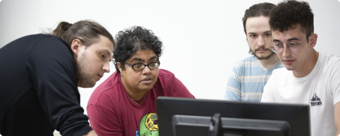 Students in Collaborate Summer Faculty Fellow