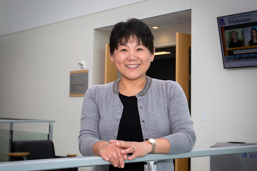 Professor Linda Yu, Finance and Business Law