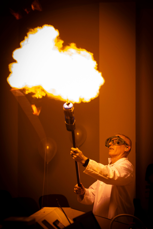 Professor does an experiment during class involving fire.